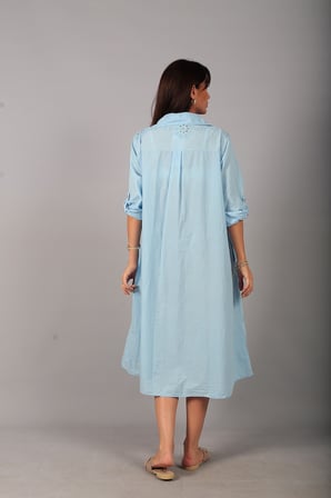 Kadın İtalyan Cotton Cepli Kabartma Nakışlı Pullu Oversize Uzun Elbise