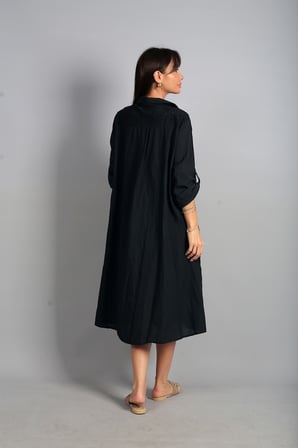 Kadın İtalyan Cotton Cepli Kabartma Çiçek Nakış İşlemeli Oversize Uzun Elbise