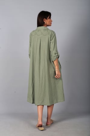 Kadın İtalyan Cotton Cepli Kabartma Çiçek Nakış İşlemeli Oversize Uzun Elbise
