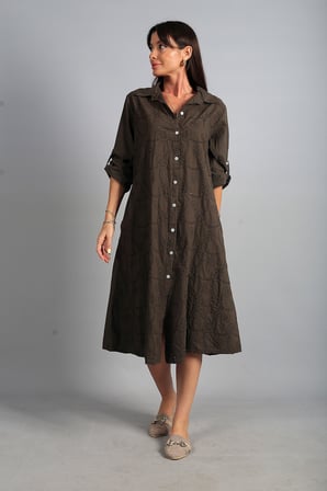 Kadın İtalyan Cotton Cepli Kabartma Çiçek Nakış İşlemeli Oversize Uzun Elbise
