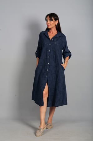 Kadın İtalyan Cotton Cepli Kabartma Çiçek Nakış İşlemeli Oversize Uzun Elbise