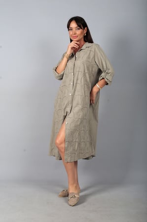 Kadın İtalyan Cotton Cepli Kabartma Çiçek Nakış İşlemeli Oversize Uzun Elbise