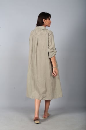 Kadın İtalyan Cotton Cepli Kabartma Çiçek Nakış İşlemeli Oversize Uzun Elbise