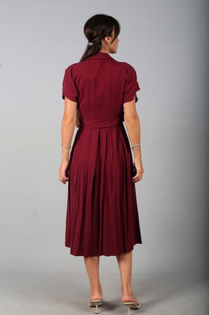 Kadın Önü Yarım Gizli Düğmeli Pile Detaylı Lyocell Midi Elbise