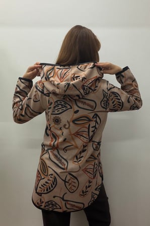 Kadın Kapüşonlu Önü Fermuarlı Yaprak-Çiçek Desenli Cepli Tunik Ceket