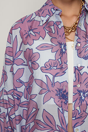 KADIN MAVİ RENK ÇİÇEK DESENLİ OVERSİZE KESİM GÖMLEK