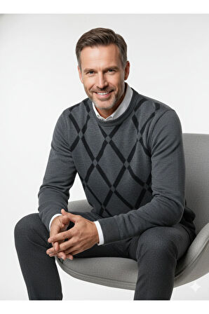 Erkek Kışlık Kazak Rahat Kesim Bisiklet Yaka Cepsiz Baklava Desenli Şık Retro Model