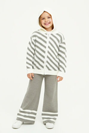 Kız Çocuk Triko 2'li Alt-Üst Takım (Hırka ve Alt)  10-15 Yaş 12431