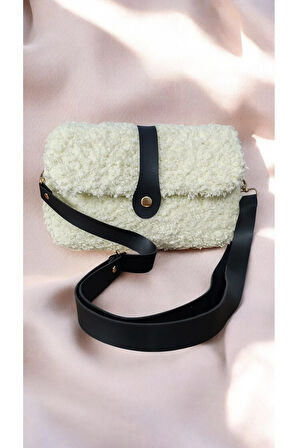 El Yapımı Ekru Welsoft Omuz Çantası