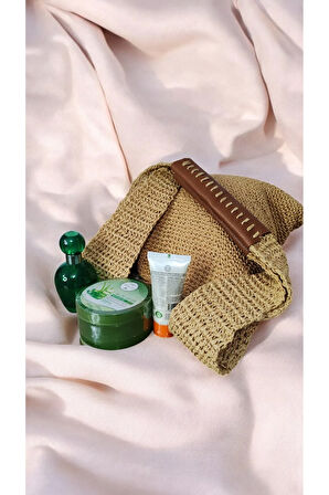 El Yapımı Sapı Derili Kol Çantası