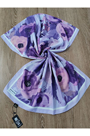 Madame Polo Büyük Çiçek Desenli Şal Lila