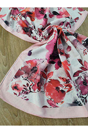 Çiçek Desenli Şal