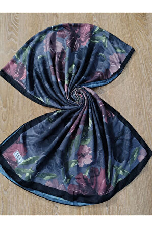 Renkli Desenli Boyun ve Tesettür Şal Siyah Çiçekli