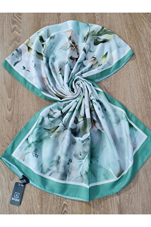 Renkli Desenli Boyun ve Tesettür Şal Yeşil