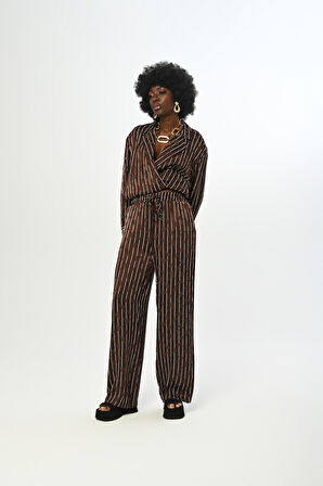 KADIN BELİ LASTİKLİ BOL PAÇA ÇİZGİLİ DESENLİ KAHVERENGİ PANTOLON