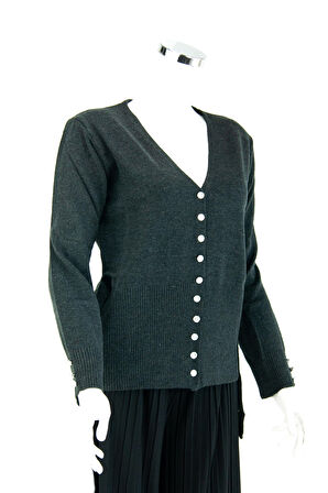 Oppland Kadın Kışlık Uzun Kollu Önü Düğmeli Normal Kesim Likralı V Yaka Dokuma Hırka