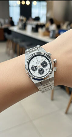 NAVİFORCE AKTİF GÖSTREGELİ SPOR KULLANIMA UYGUN KADIN KOL SAATİ