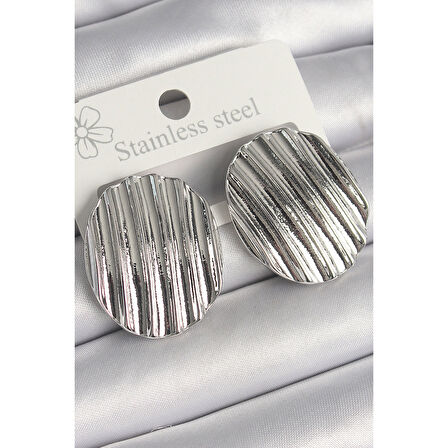 Pirinç Gümüş Renk Sallantı İşlemeli Daire Plaka Model Kadın Küpe