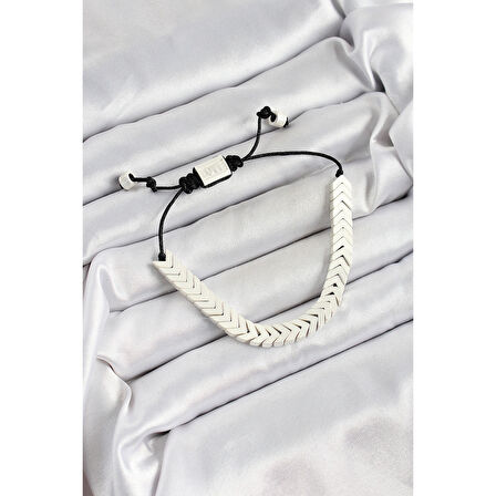 Pirinç Asansörlü Beyaz Juju Kadın Bileklik