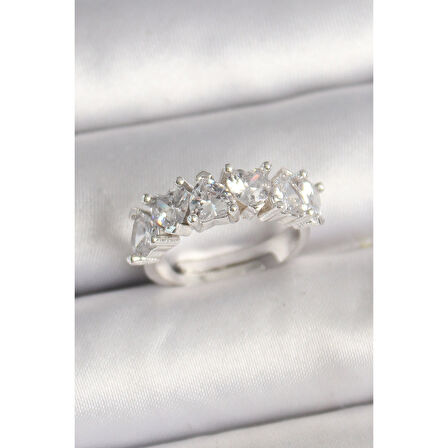 Pirinç Gümüş Renk Zirkon Taşlı Kalp Model Ayarlanabilir Kadın Yüzük