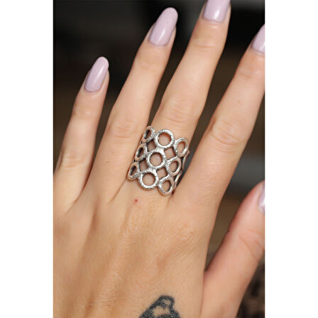 Otantik Tasarımlı Ayarlamalı Kadın Yüzük