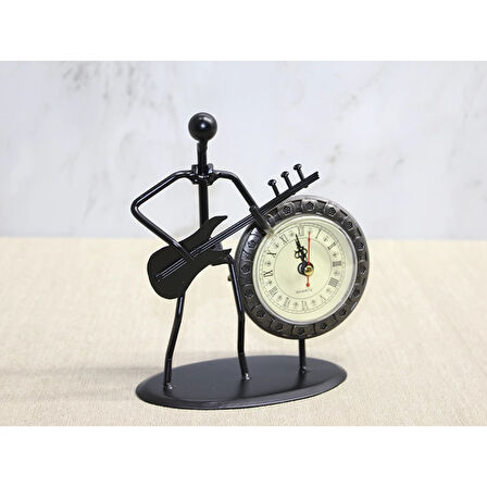 Metal Saatli Gitar Çalan Müzisyen Alk4334