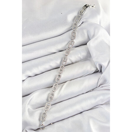 Pirinç Zirkon Taşlı Messika Model Gümüş Renk VIP Seri Kadın Bileklik