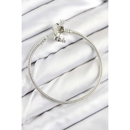 Pirinç Charm Zirkon Taşlı Taç Model Gümüş Renk Kadın Bileklik