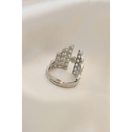 Ayarlamalı Gümüş Renk Metal Zirkon Taşlı Piramit Yüzük