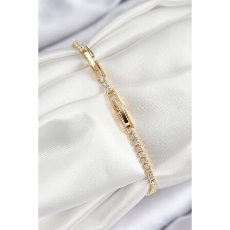 Pirinç Zirkon Taşlı Yıldız Model Gold Renk Kadın Bileklik