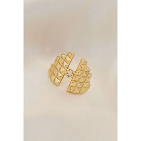 Ayarlamalı Gold Renk Metal Zirkon Taşlı Piramit Yüzük