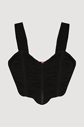 Dantel Detaylı Drapeli Crop Bluz Siyah