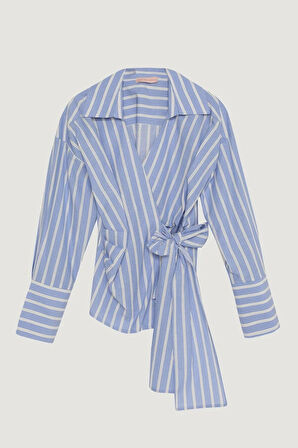 Quzu Önü Bağlama Detaylı Bluz 25YBLZ00476