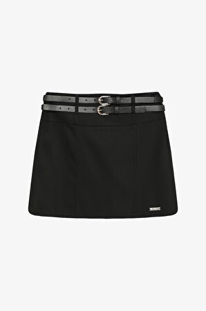 Çift Kemerli Metal Etiket Detaylı Mini Etek Siyah