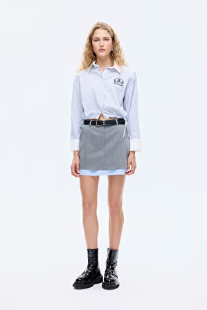 Çizgili Manşet Kol Arma Nakışlı Gömlek Mavi