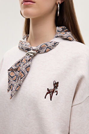 Fular Aksesuarlı Bambi Nakışlı Oversize Sweatshirt Bej