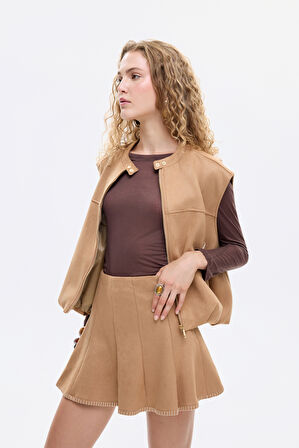 Zikzak Dikiş Detaylı Süet Görünümlü Mini Etek Bej