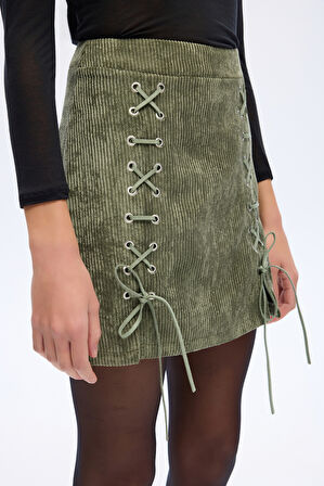 Bağcıklı Kadife Fitilli Mini Etek Haki