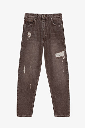 Eskitme Görünümlü Yırtık Detaylı Mom Jean Kahverengi