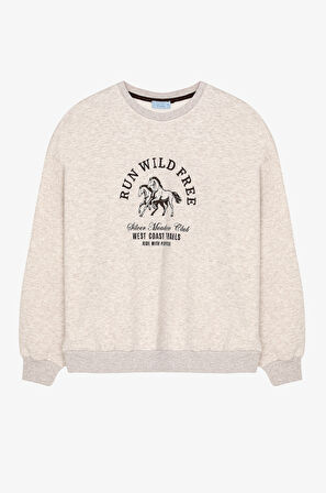 At Baskılı Yazı Nakışlı Oversize Sweatshirt Bej