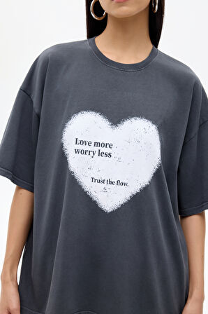 Kalp Baskılı Oversize Tişört Antrasit