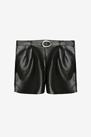 Quzu Kemer Detaylı Kadın Şort