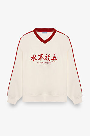 Şeritli Yazı Baskılı V Yaka Sweatshirt Ekru