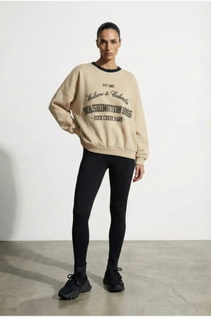 Quzu Nakış Detaylı Kadın Sweatshirt