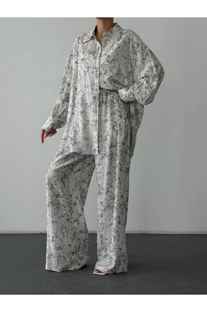 Quzu Batik Desenli Ekru Kadın Gömlek GML01755