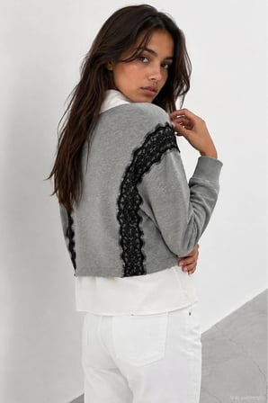 Quzu Dantel Detaylı Kadın Sweatshirt