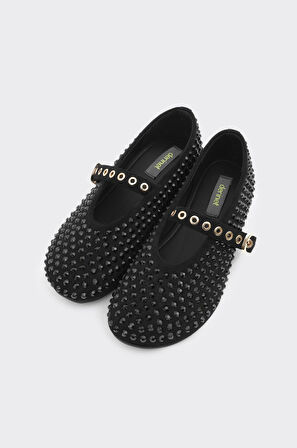 Taş Aksesuarlı Bilekten Bantlı Kadın Babet