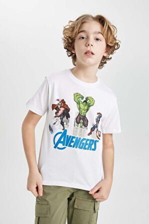 DeFacto Erkek Çocuk Marvel Avengers Bisiklet Yaka Kısa Kollu Tişört B7219A824SMWT34