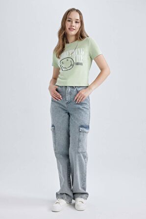 DeFacto Coool Nirvana Fitted Kısa Kollu Yıkamalı Soluk Efektli Tişört B1909AX23HSGN1207