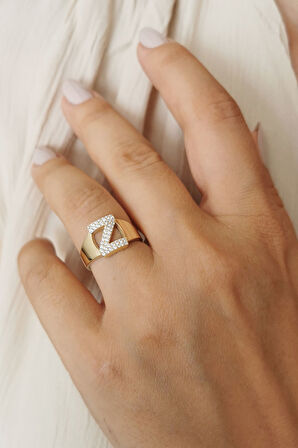 Altın Taşlı Z Harf Yüzük